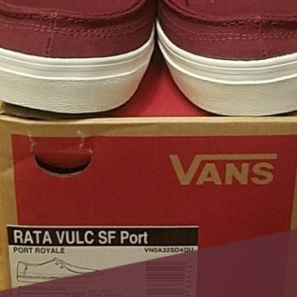 Looking for Vans rata vulc size 10.5 men's shoe; Color: biking red/palm